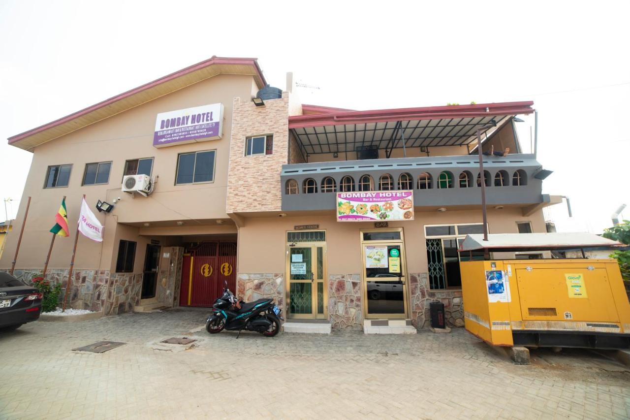 Bombay Hotel Accra Bagian luar foto